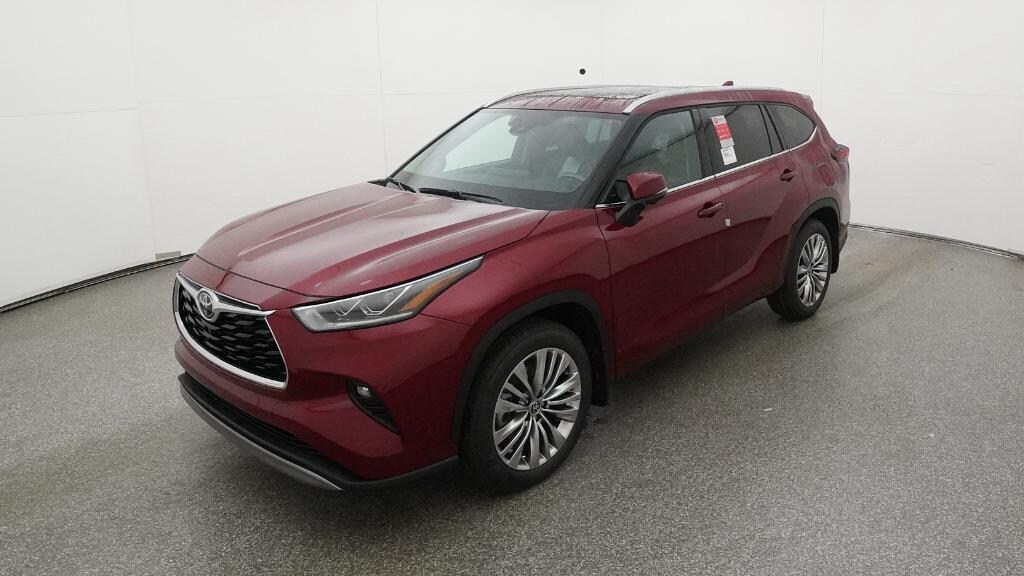 New 2026 Toyota Highlander Platinum SUV