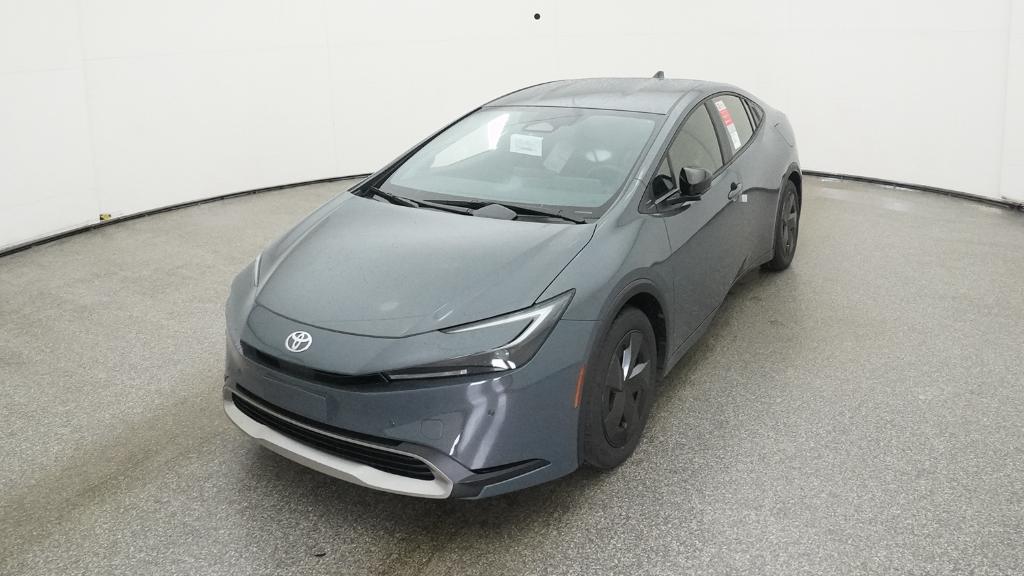 2026 Toyota Prius SE Plug-in Hybrid photo 4