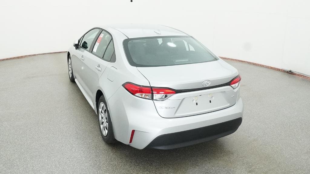 2026 Toyota Corolla LE photo 4