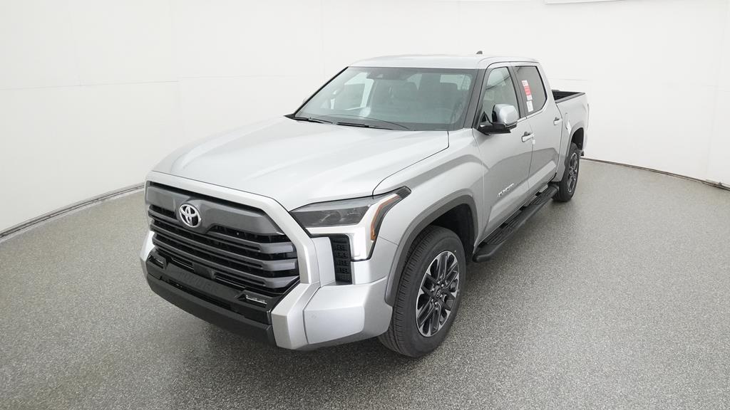 2025 Toyota Tundra Limited - Photo 17