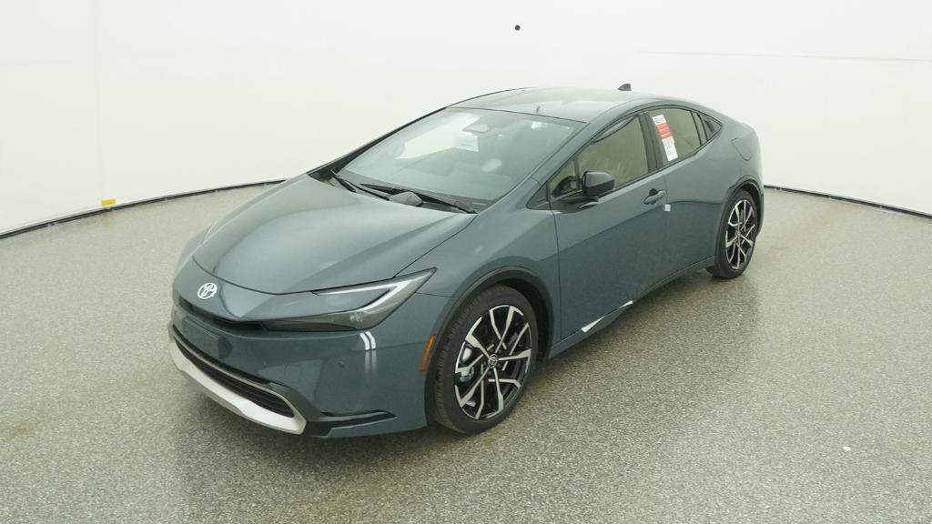 2026 Toyota Prius XSE's photo