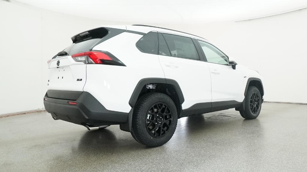 New 2025 Toyota RAV4 XLE SUV