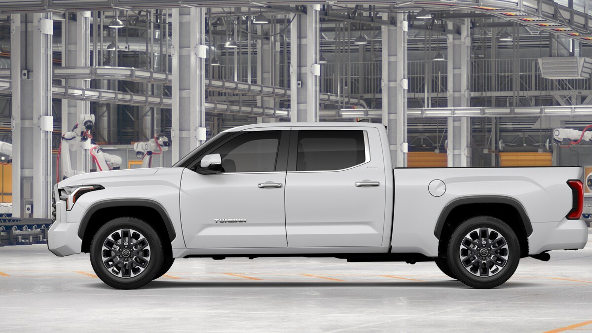 2026 Toyota Tundra Limited CrewMax photo 4