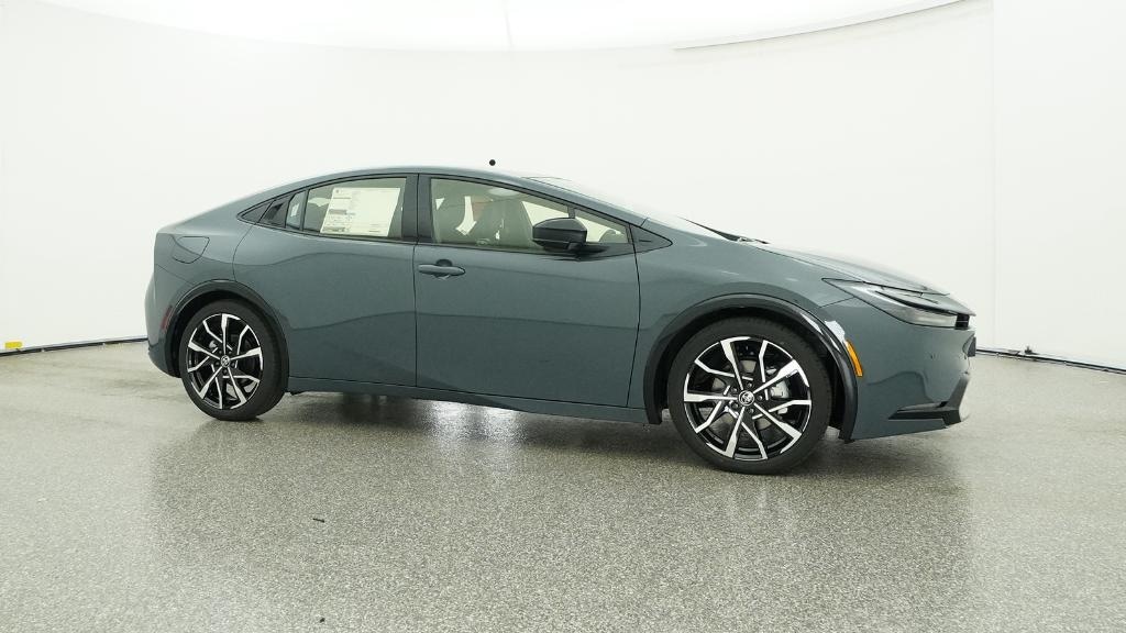 New 2026 Toyota Prius Plug-In Hybrid XSE Hatchback