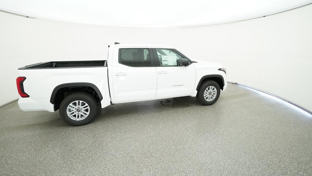 2025 Toyota Tundra SR5 - Photo 10