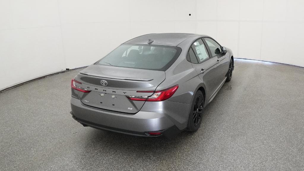 2026 Toyota Camry SE photo 3