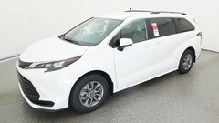 2026 Toyota Sienna LE 8 Passenger Van Passenger Van