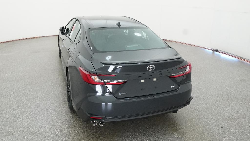 2026 Toyota Camry SE photo 3
