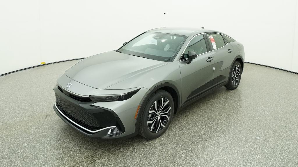 2026 Toyota Crown XLE's photo