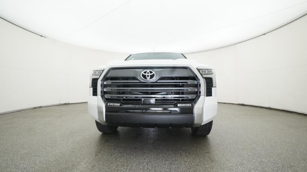 2026 Toyota Tundra Limited CrewMax photo 3