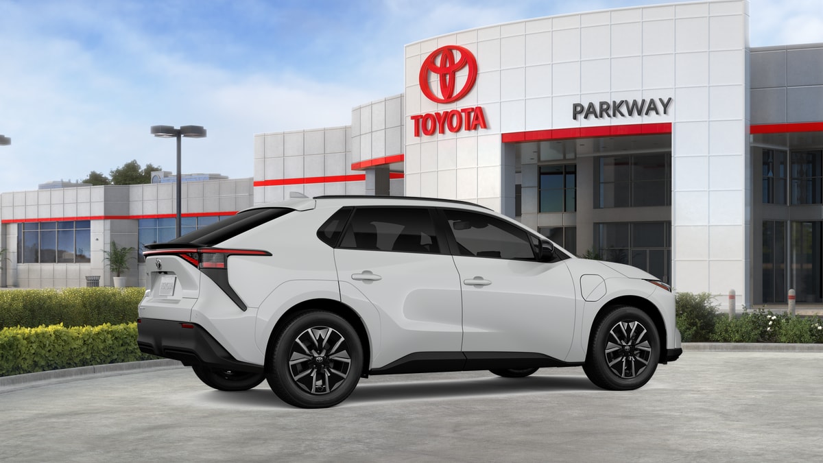 2026 Toyota bZ XLE - Photo 11