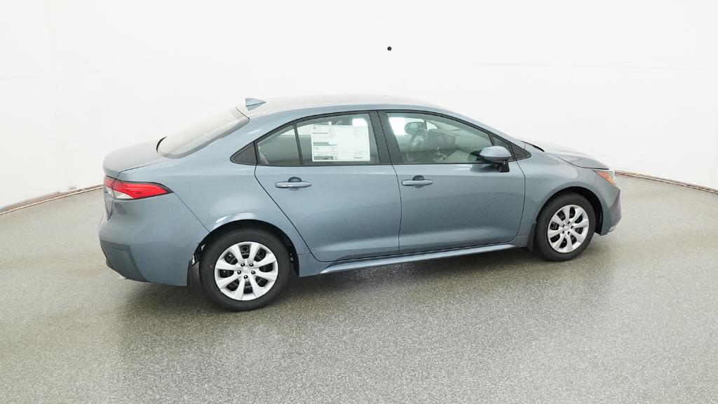 2026 Toyota Corolla LE photo 3