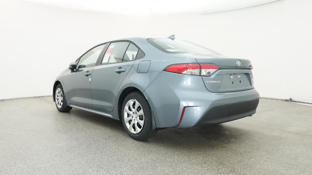 2026 Toyota Corolla LE photo 3