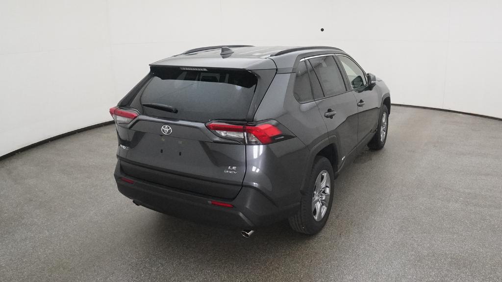 2025 Toyota RAV4 Hybrid LE photo 2