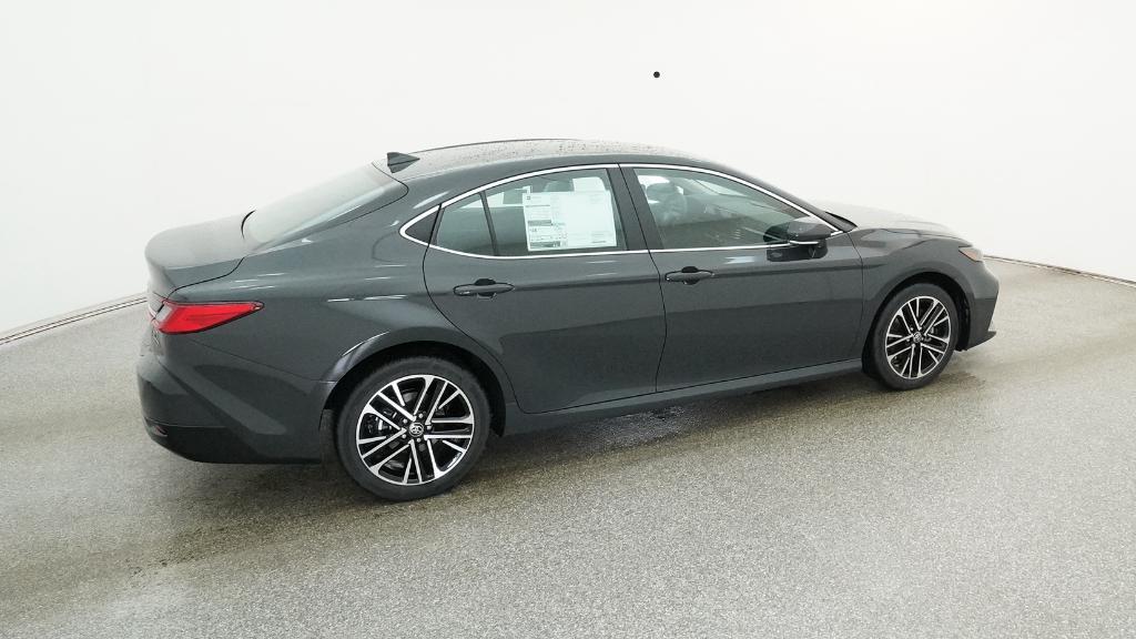 2026 Toyota Camry XLE photo 3
