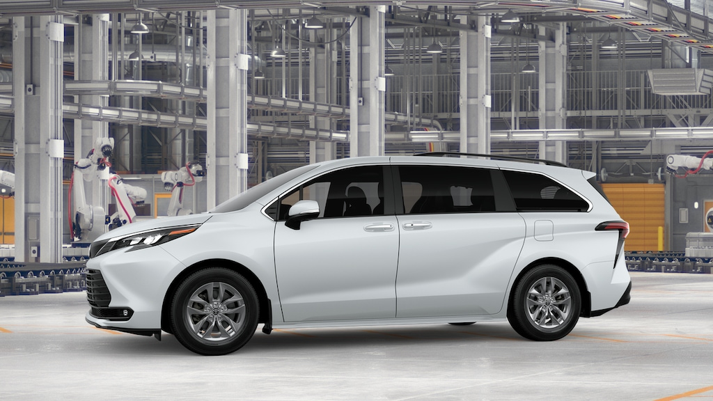 New 2026 Toyota Sienna XLE 7 PASSENGER