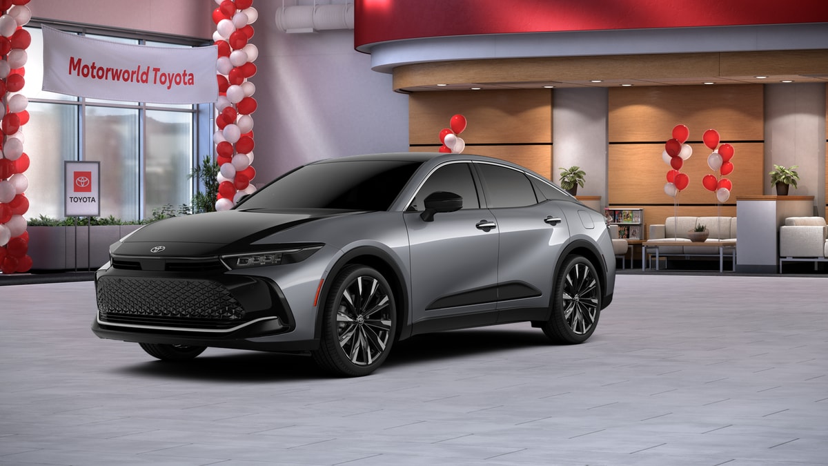 2026 Toyota Crown Platinum's photo