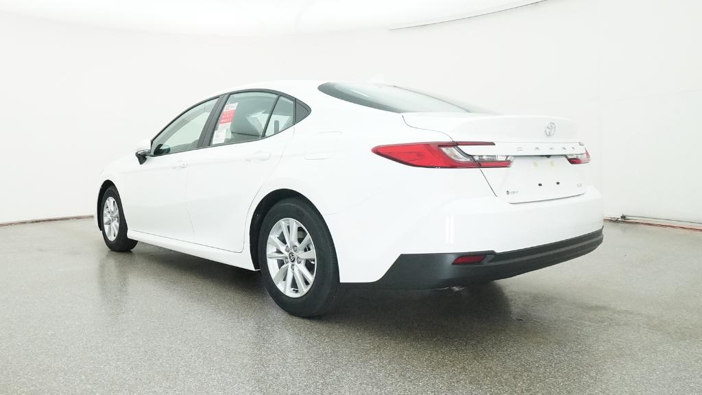 2026 Toyota Camry LE photo 4