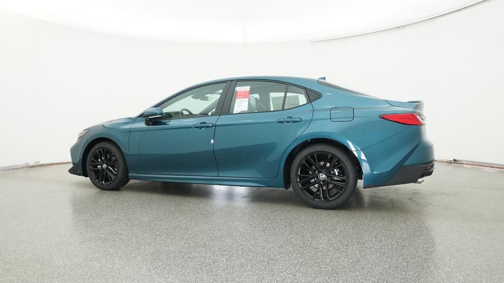 2026 Toyota Camry SE photo 2