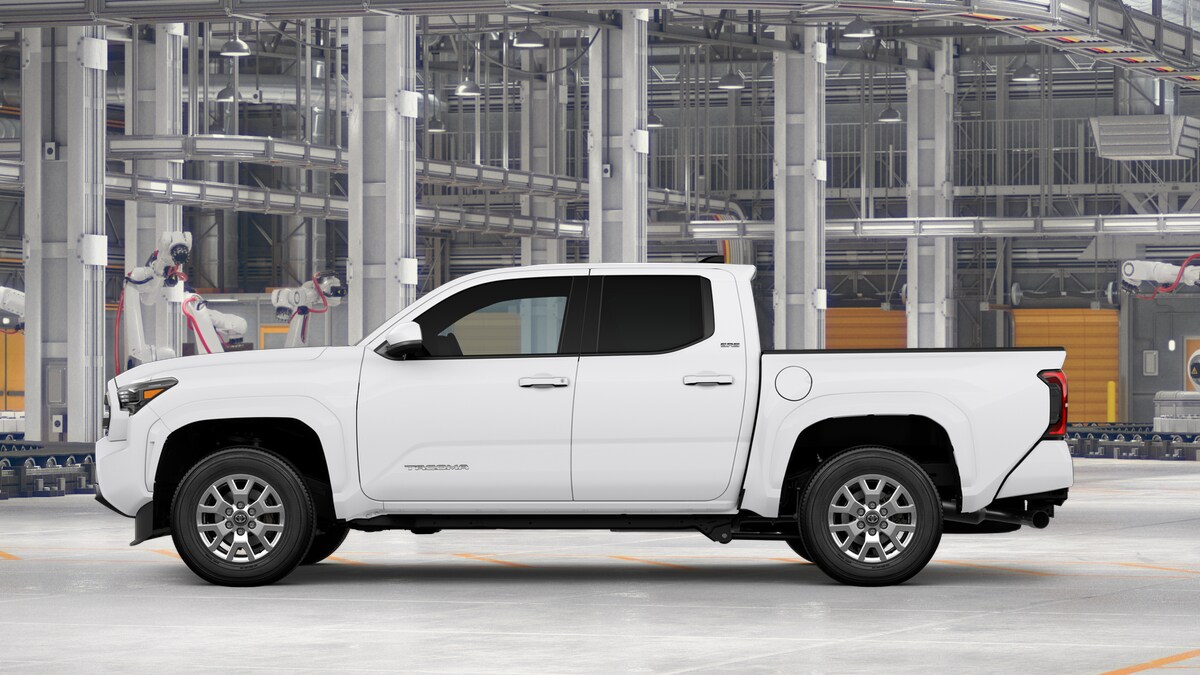 2025 Toyota Tacoma SR5 4x4 Double Cab photo 4