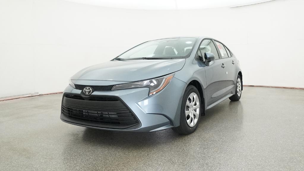 2026 Toyota Corolla LE photo 2