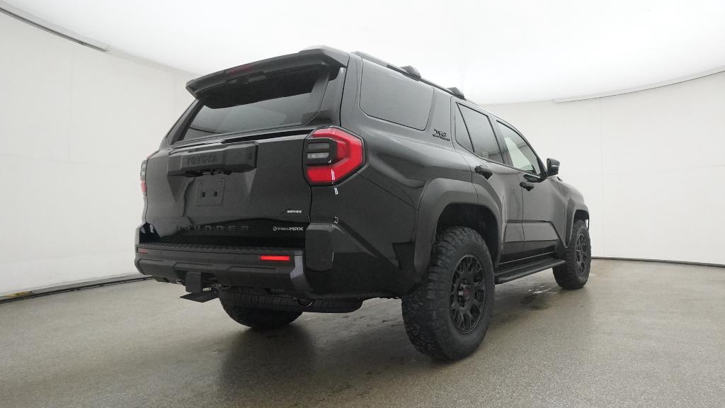 2025 Toyota 4Runner TRD Off-Road photo 3