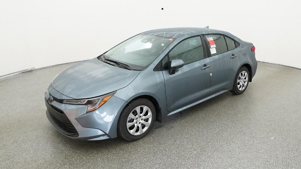 2026 Toyota Corolla LE's photo