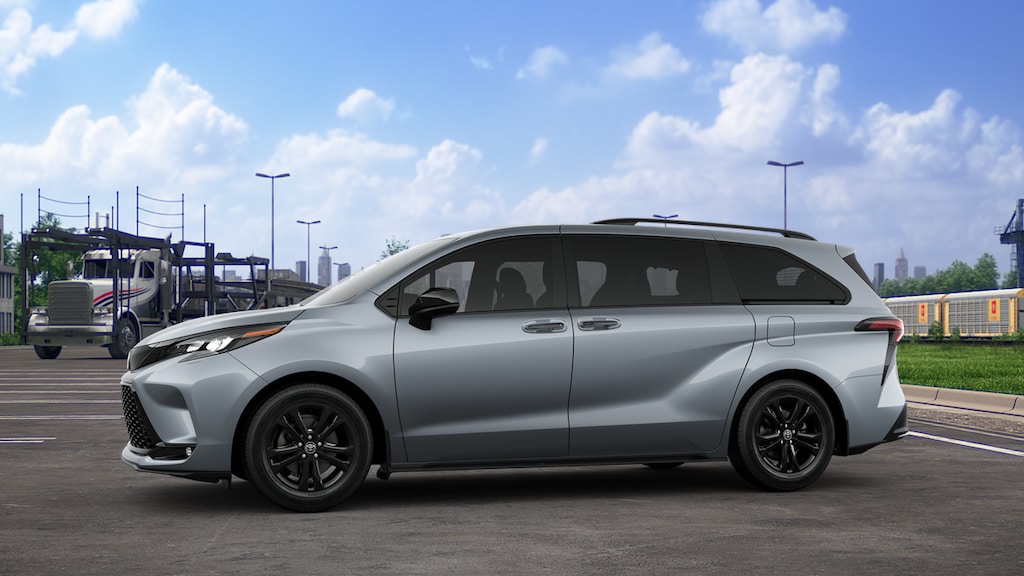 New 2025 Toyota Sienna XSE 7 PASSENGER