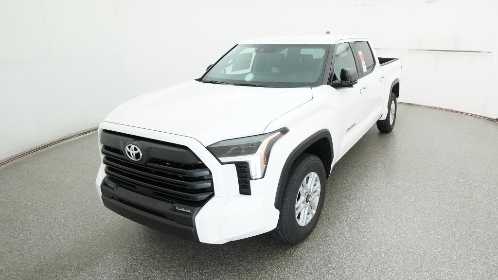 New 2026 Toyota Tundra SR5 SR5 CREWMAX 5.5