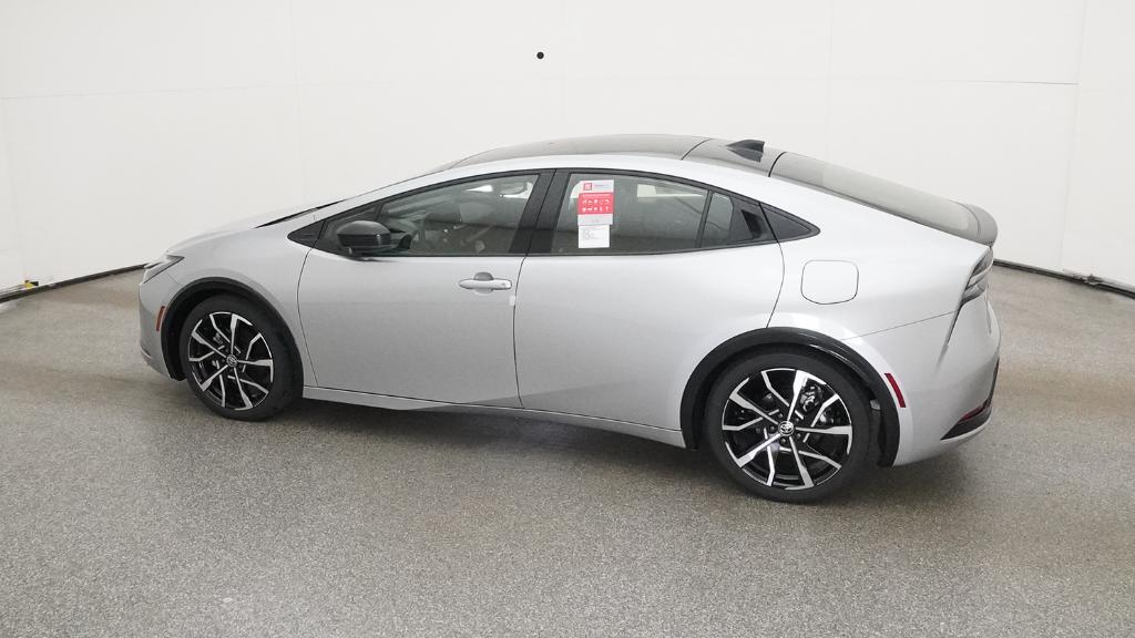 2026 Toyota Prius Plug-in Hybrid XSE - Photo 35