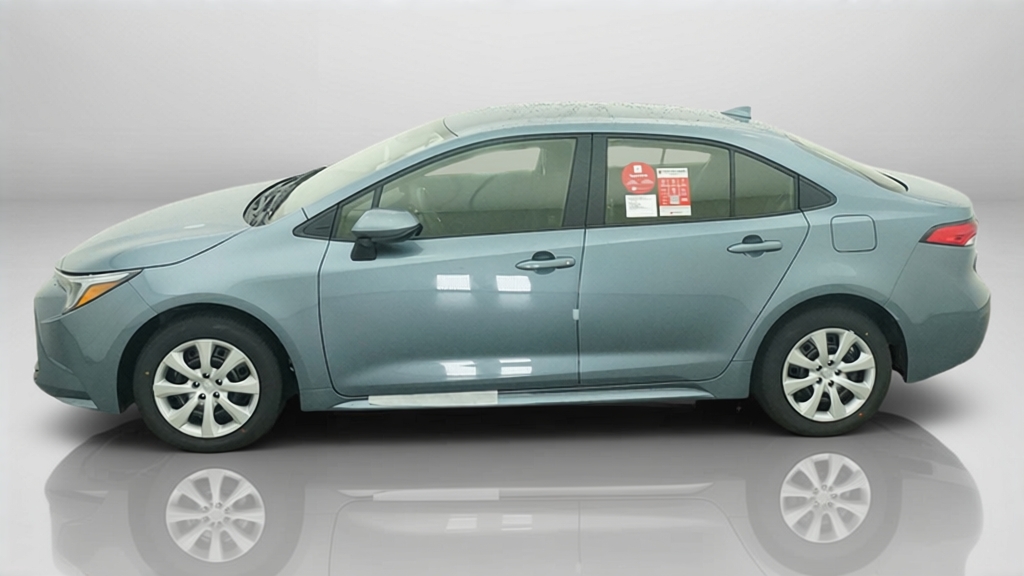 New 2027 Toyota Corolla Hybrid LE LE SEDAN
