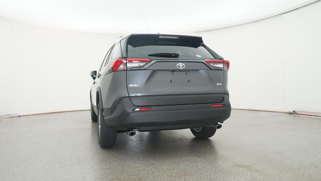 2025 Toyota RAV4 XLE photo 2