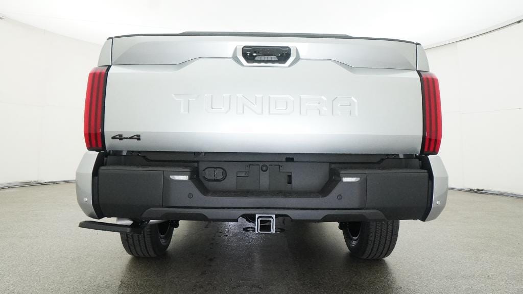 2026 Toyota Tundra Limited - Photo 8