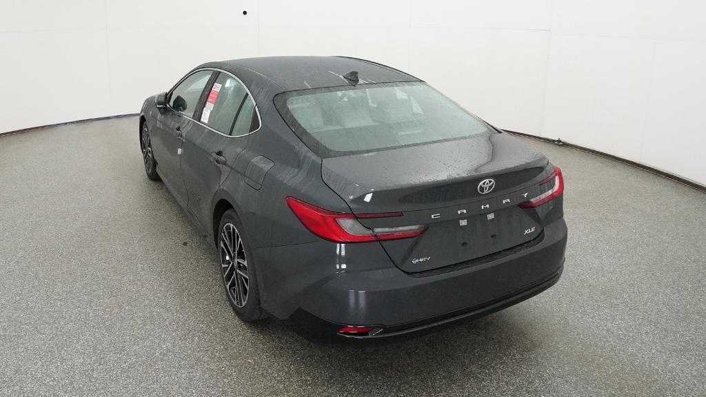 2026 Toyota Camry XLE photo 4