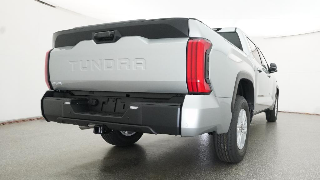 2026 Toyota Tundra SR5 - Photo 8