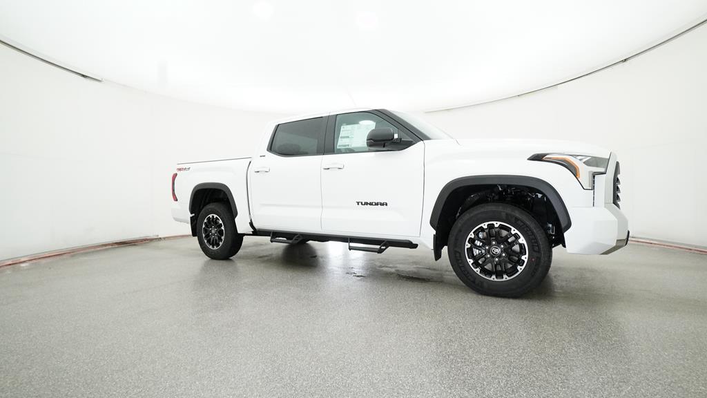 2025 Toyota Tundra SR5 - Photo 32