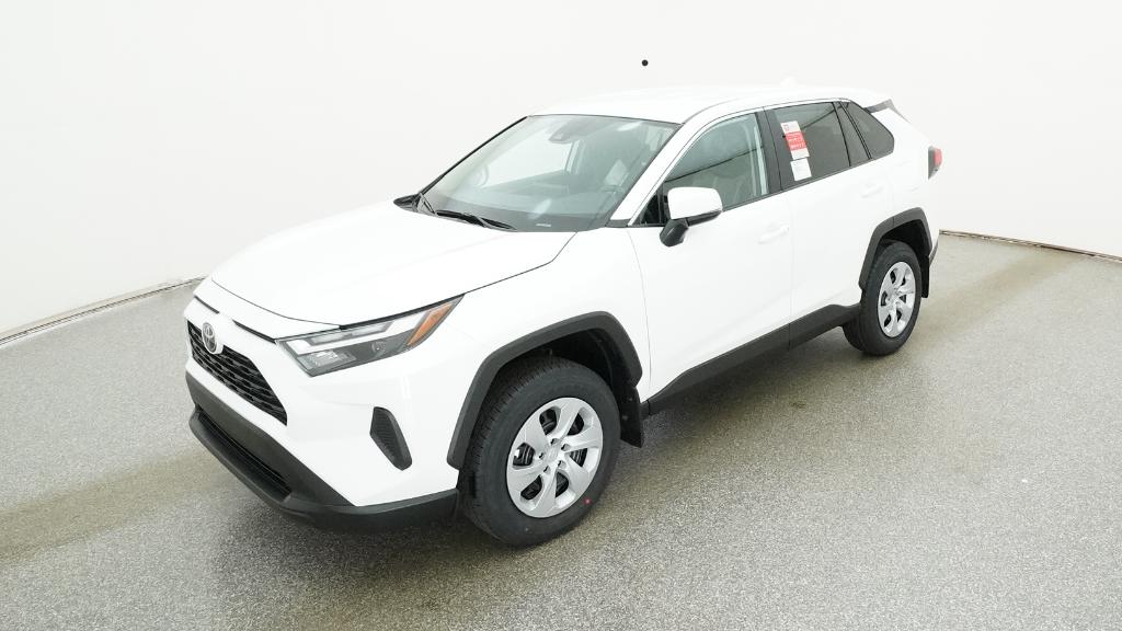 2025 Toyota RAV4 LE's photo