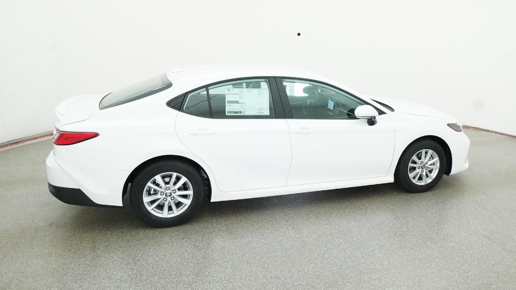 2026 Toyota Camry LE photo 3