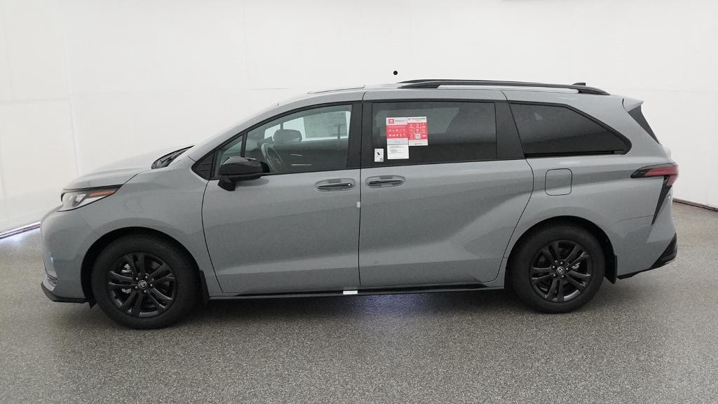 New 2026 Toyota Sienna XSE Van Passenger Van