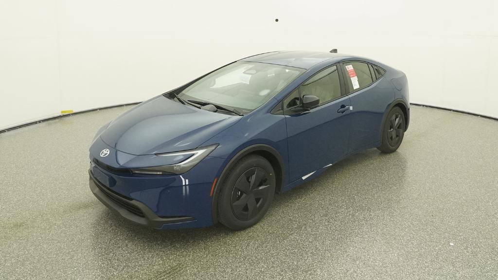 2026 Toyota Prius LE's photo
