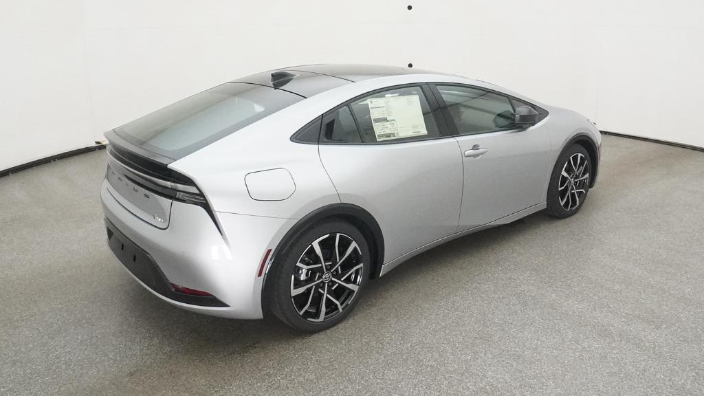2025 Toyota Prius XSE - Photo 44