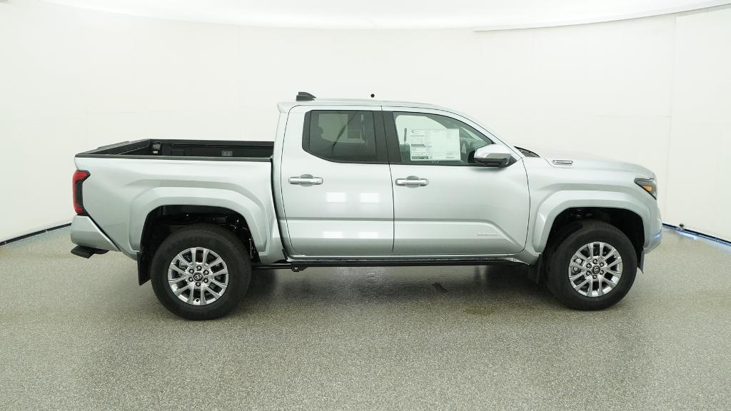 2026 Toyota Tacoma Limited - Photo 7