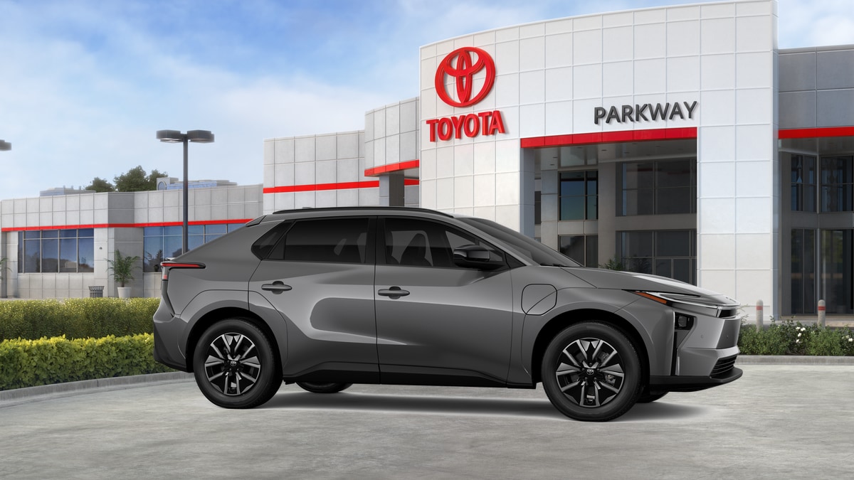 2026 Toyota bZ XLE - Photo 13