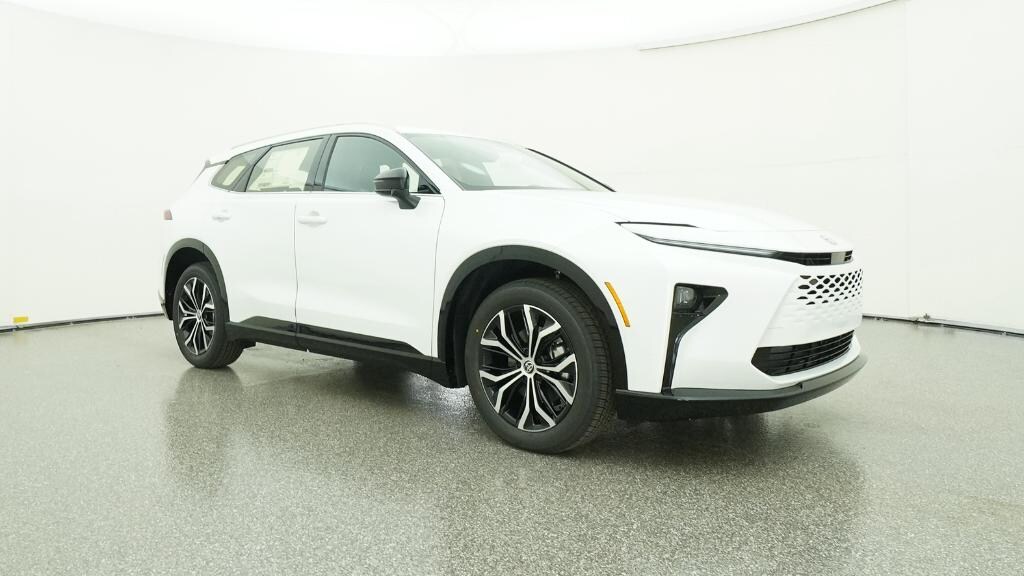 New 2025 Toyota Crown Signia XLE SUV