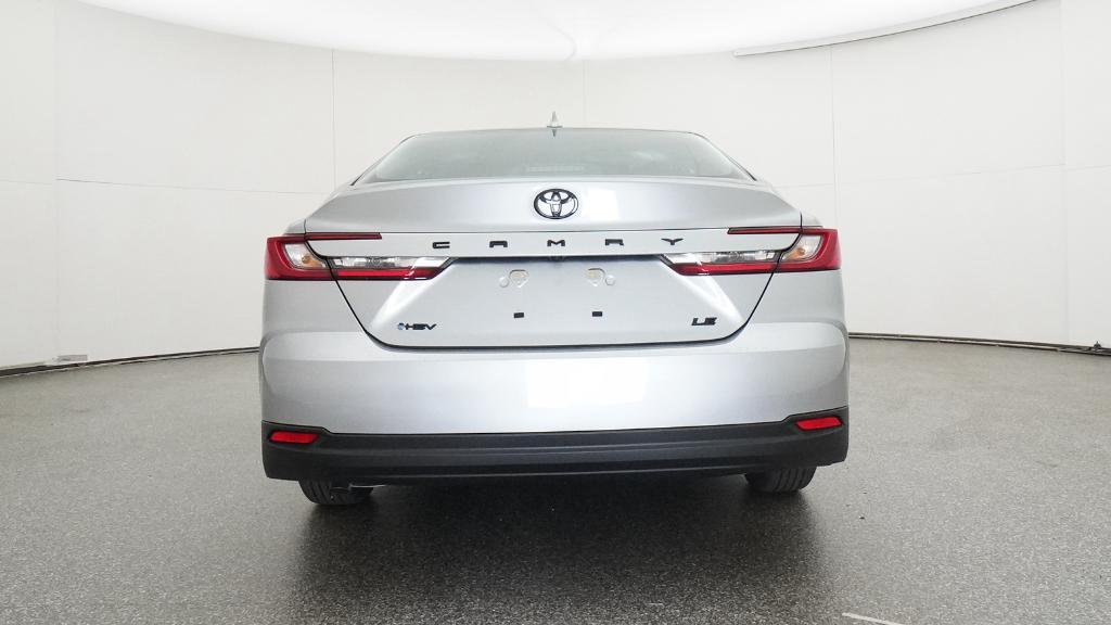 2026 Toyota Camry LE photo 4