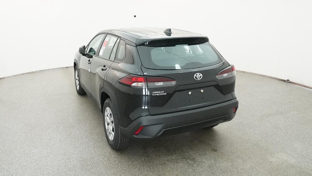 2026 Toyota Corolla Cross L photo 2