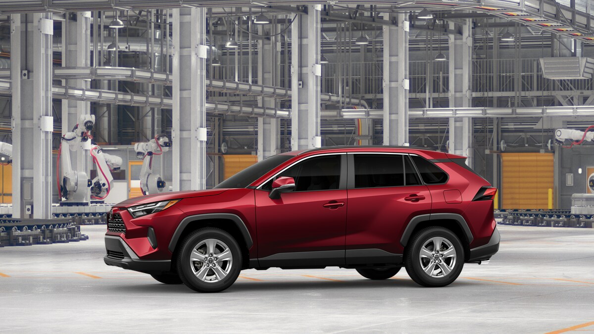 2025 Toyota RAV4 XLE photo 2