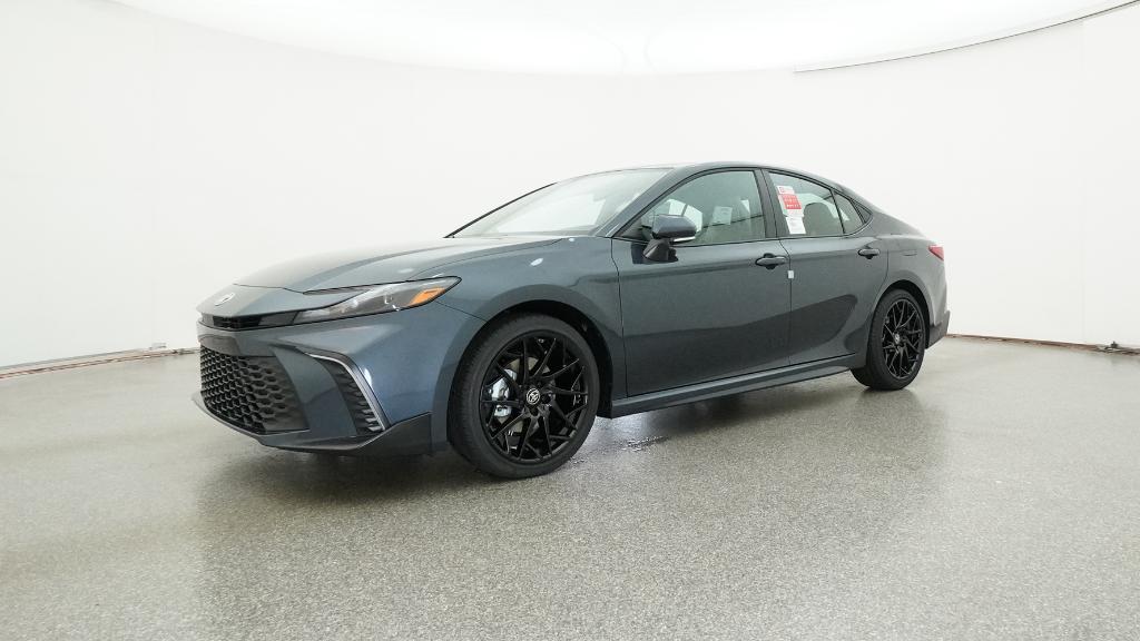 2026 Toyota Camry SE photo 3