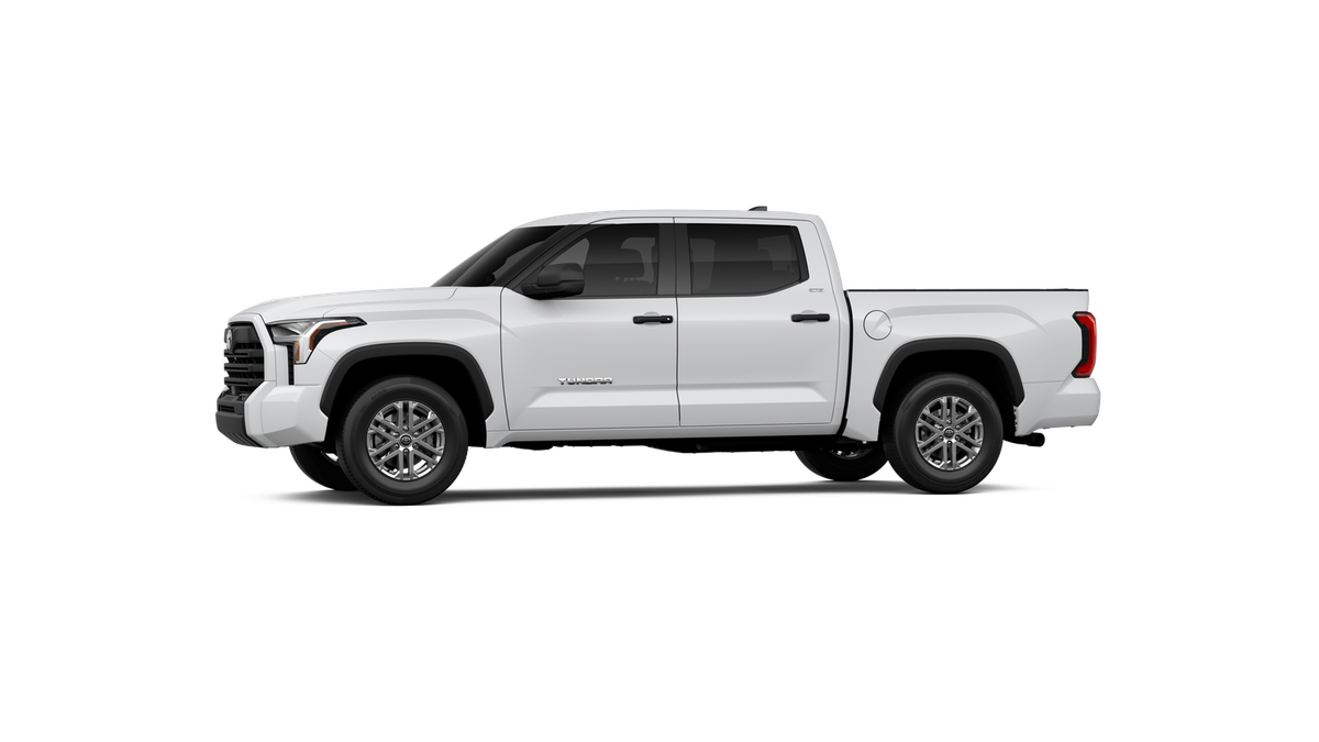 2026 Toyota Tundra SR5 CrewMax photo 4