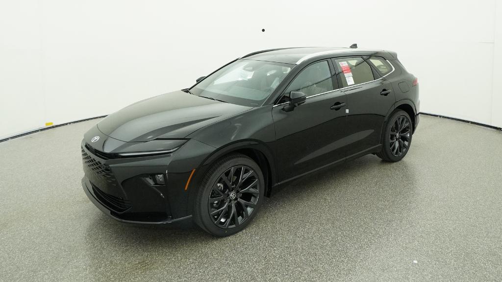 2025 Toyota Crown Signia Limited's photo